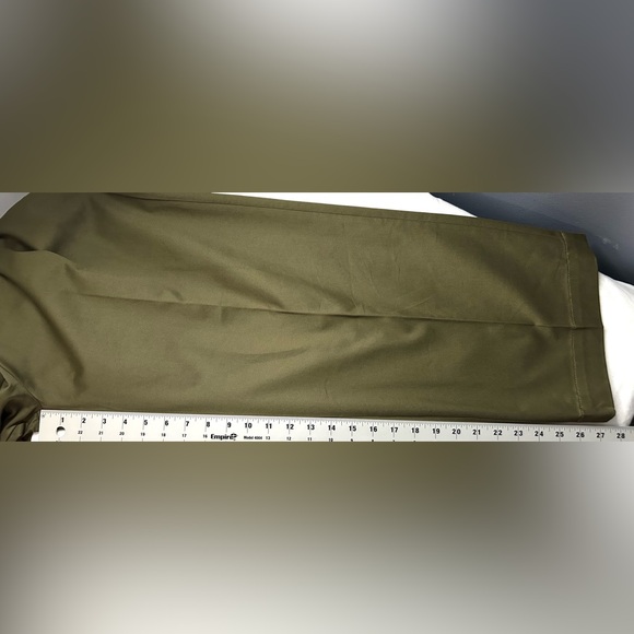 Banana Republic Womens 8 Cruz Pleated Wide Leg Chino Pants Olive Green Belted - Picture 9 of 16